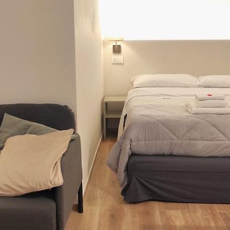 Bed In Bo San Carlo Hotell Bologna Exteriör bild
